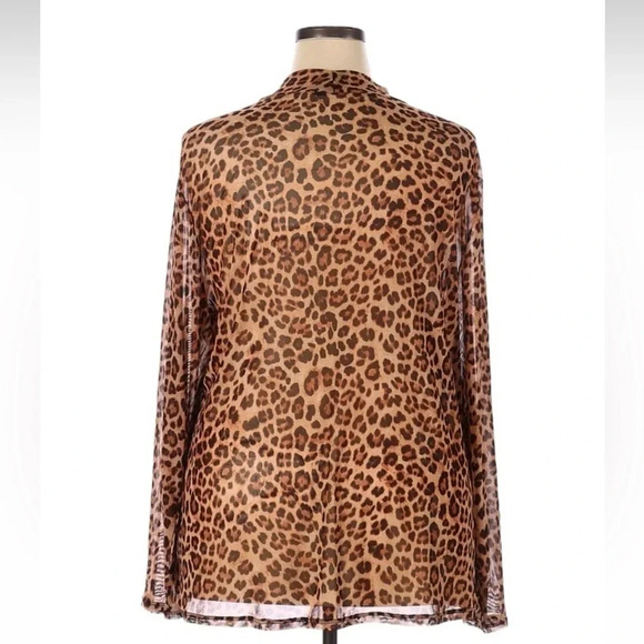 Torrid Mesh Semi Sheer Mock Neck Leopard Print Long Sleeve Top Plus Size 5X - Picture 4 of 7